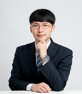 何曜任律師